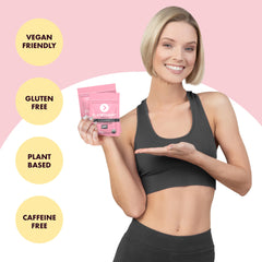Flat Tummy taza en mano durante la preparación que aporta energía y bienestar