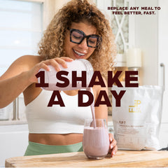 persona activa con batido Flip My Life antes del entrenamiento para nutrición rápida