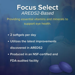 Mano sosteniendo cápsulas Focus Select AREDS2 para apreciar tamaño y porción