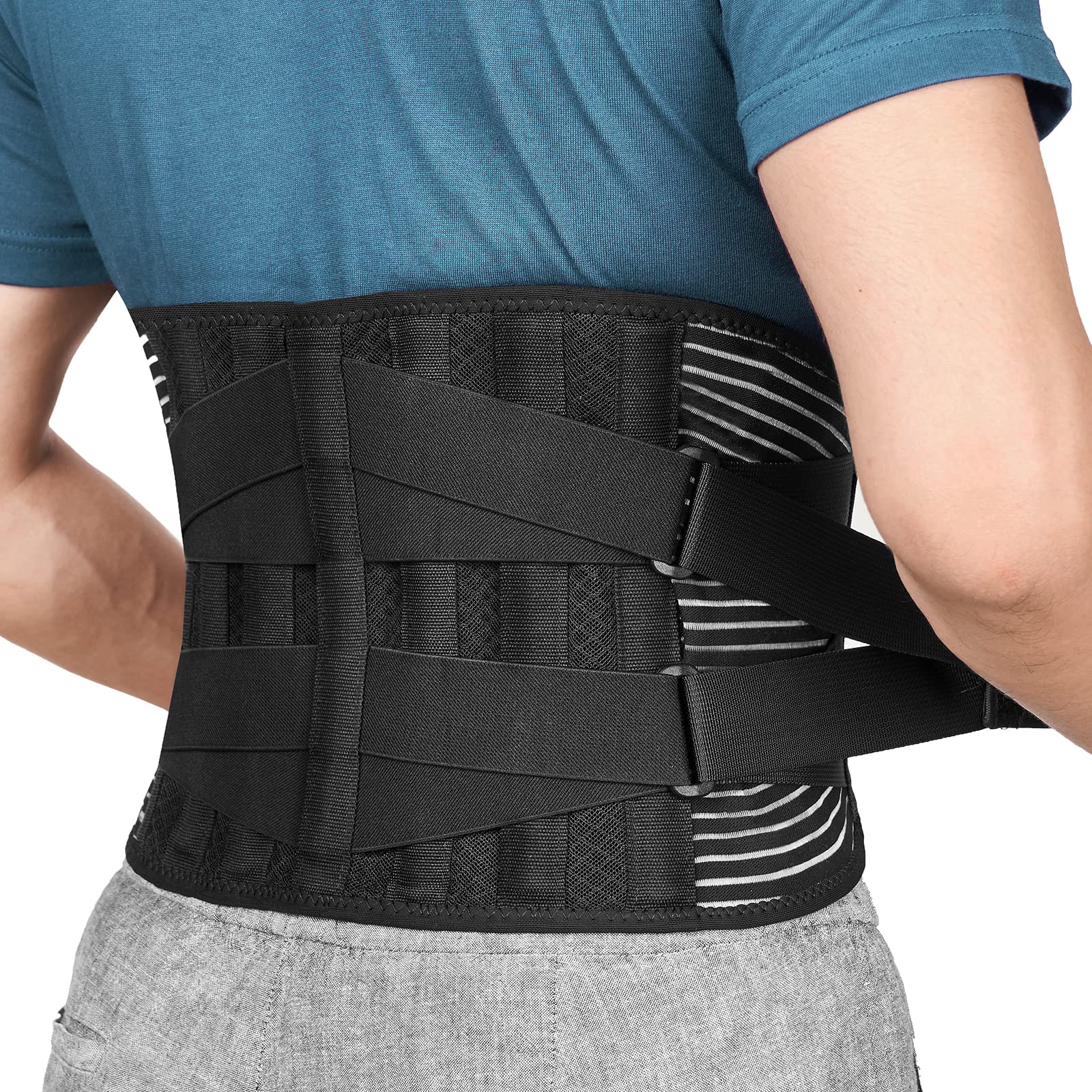 FREETOO faja lumbar frontal mostrando ajuste ceñido y soporte