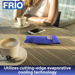 FRIO en uso con viajero mostrando practicidad y seguridad