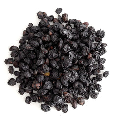 Escena de cocina con ingredientes y elderberries Frontier Co-op inspirando recetas