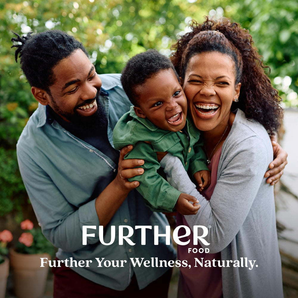 Mesa de desayuno con Further Food y batido, marca y beneficio de rutina nutritiva diaria