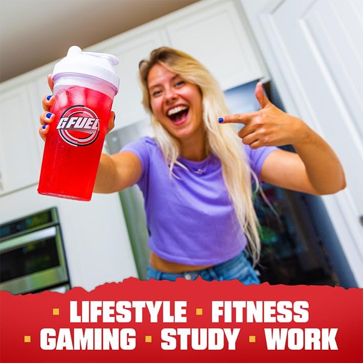 G Fuel en entorno gamer con teclado, potencia energía y concentración