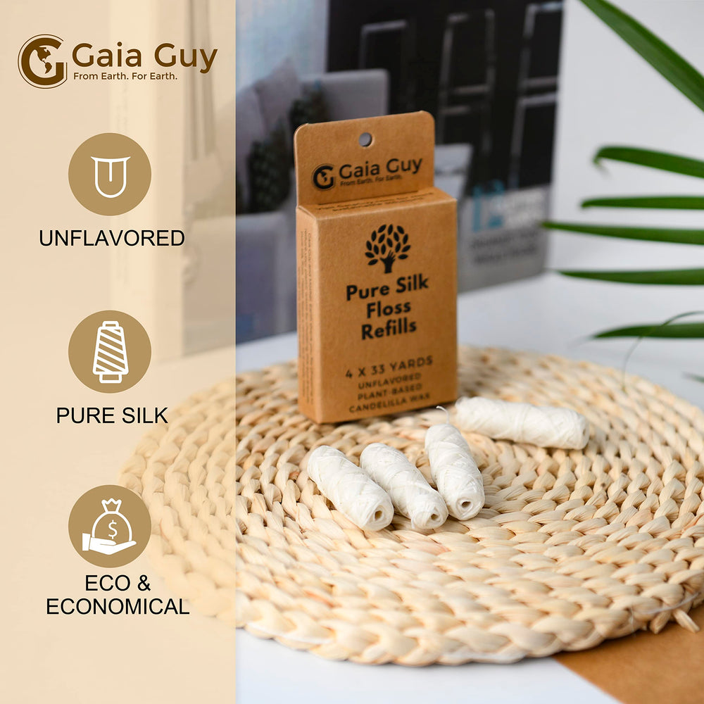 Hilo de seda Gaia Guy insertado en porta de bambú para uso reutilizable