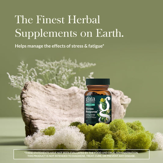 Gaia Herbs detalle de cápsula líquida mostrando la consistencia y fácil ingestión
