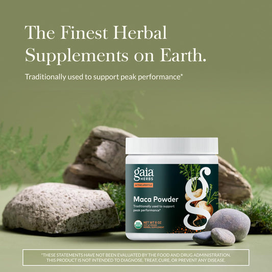 Gaia Herbs polvo de maca visto de cerca mostrando textura fácil de mezclar