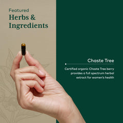 Gaia Herbs PRO producto en uso diario junto a un vaso de agua