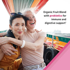 Escena de estilo de vida con gominolas Garden of Life y frutas de cereza