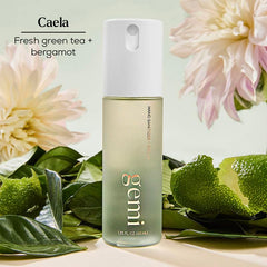 gemi Caela spray micro-mist en acción, cobertura fina y sin residuos