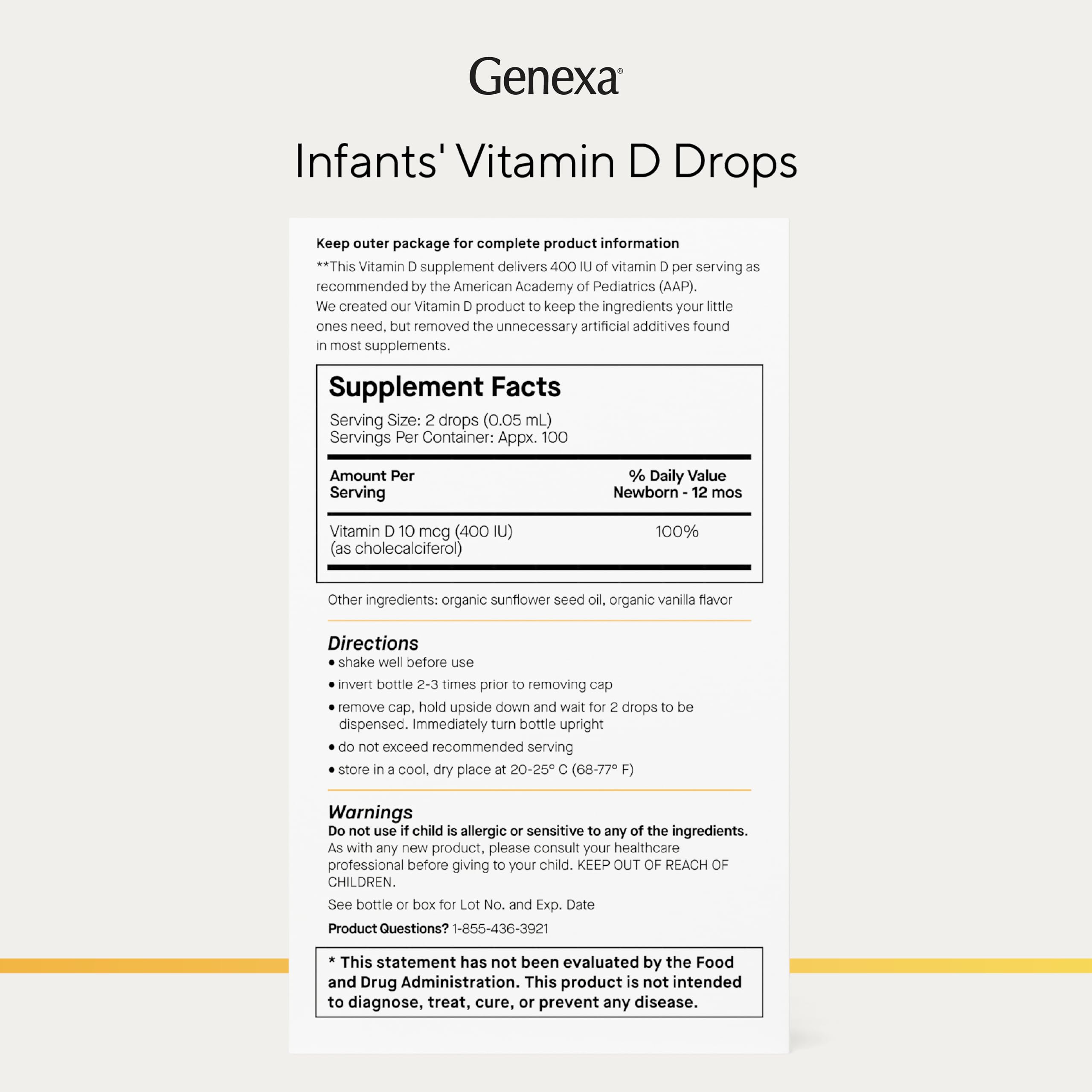 Genexa botella sobre mantita de bebé en ambiente hogareño y limpio