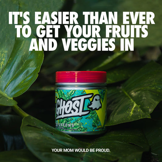 Detalle del polvo GHOST Greens mostrando textura fina y mezcla nutritiva