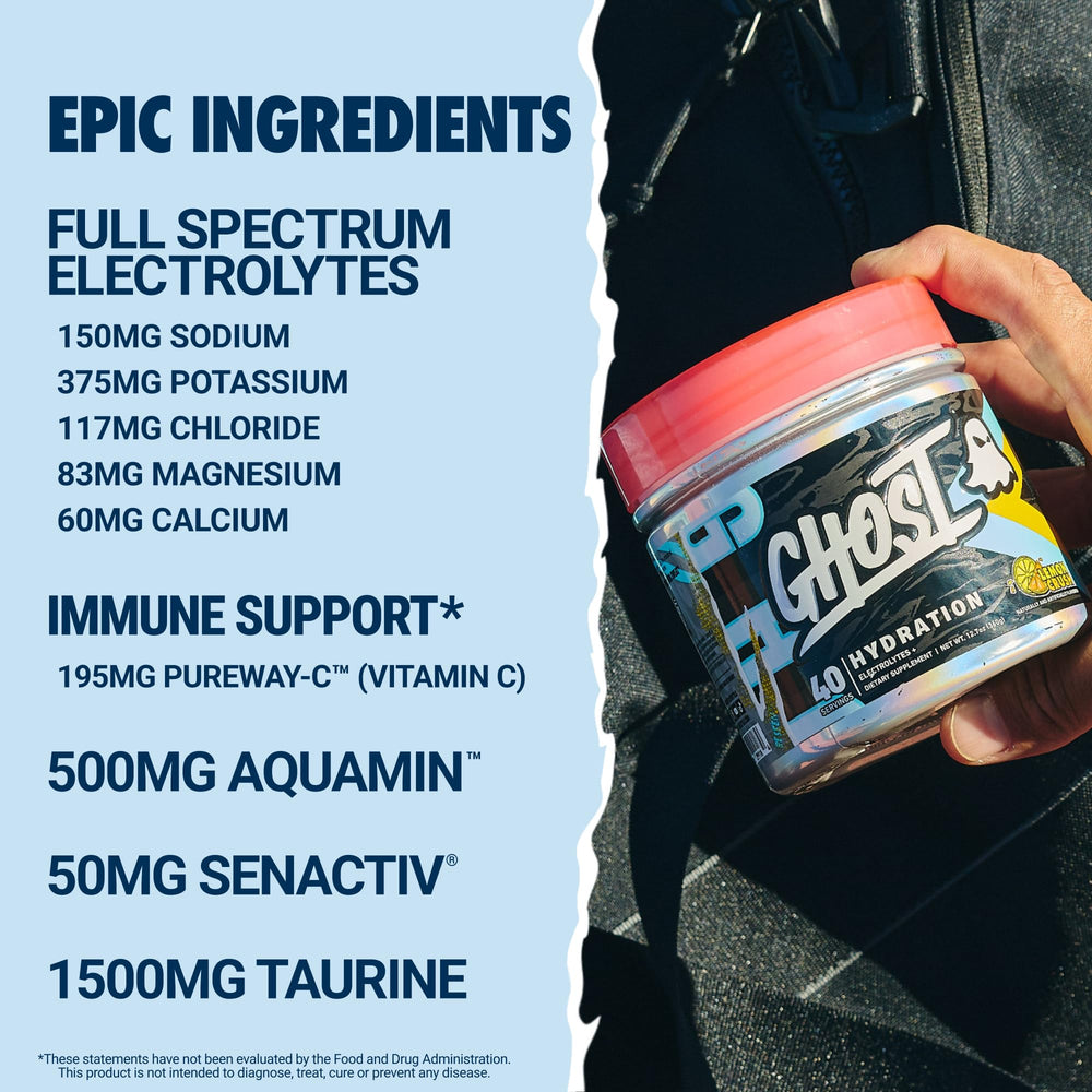 Mezcla de GHOST Hydration en shaker siendo agitada para preparar bebida hidratante rápidamente