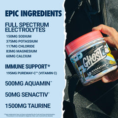 Mezcla de GHOST Hydration en shaker siendo agitada para preparar bebida hidratante rápidamente