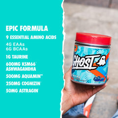 Textura en polvo de GHOST Intra mostrando mezcla fina y fácil disolución para beber