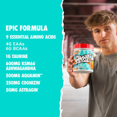 Vaso con GHOST Intra preparado mostrando bebida naranja y buena hidratación