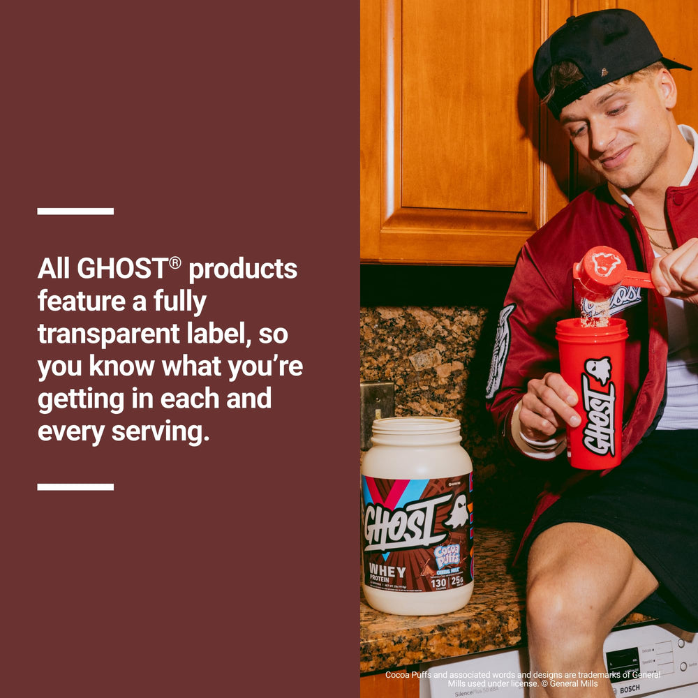 GHOST cuchara porción junto al bote para comparar tamaño y raciones