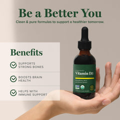 Global Healing Center persona usando gotas sublinguales para suplementar