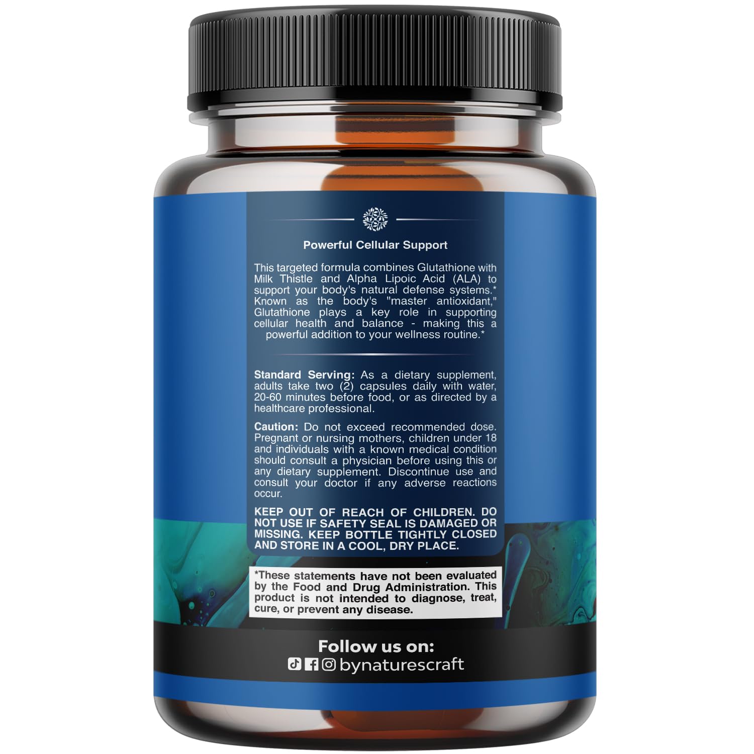 Escena de uso diario: cápsulas Reduced Glutathione junto a un vaso de agua, promoviendo adherencia