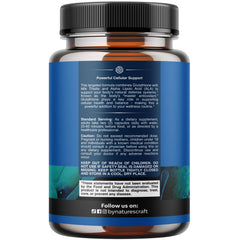 Escena de uso diario: cápsulas Reduced Glutathione junto a un vaso de agua, promoviendo adherencia