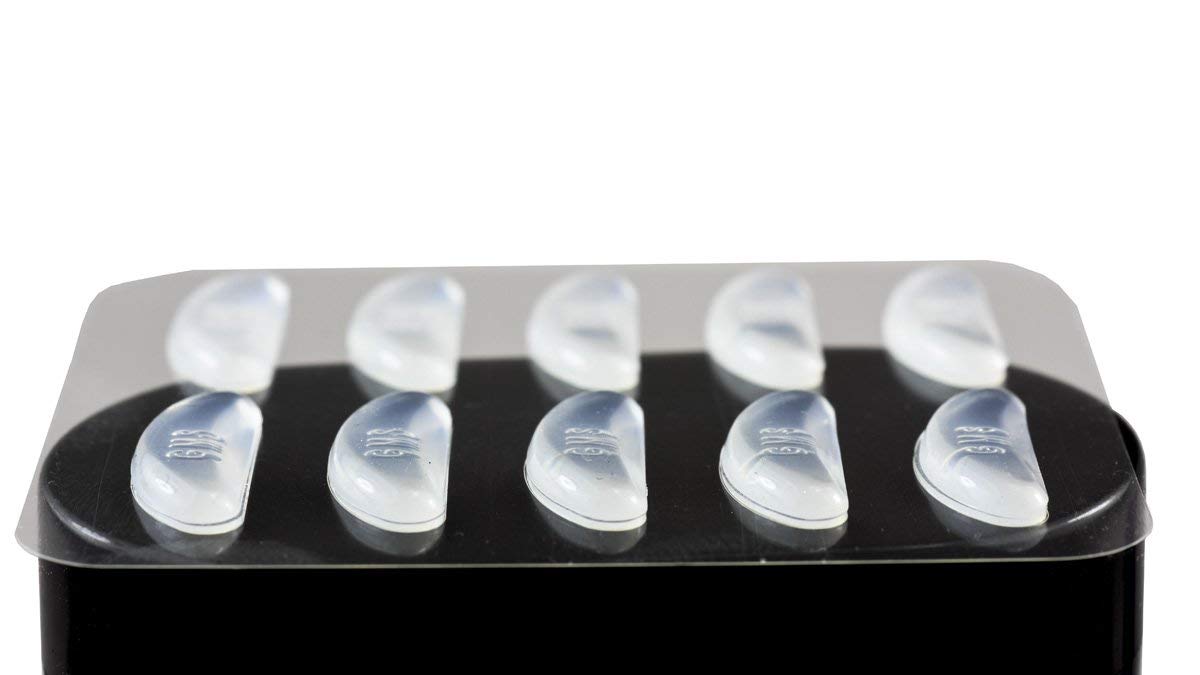 GMS Optical almohadillas en uso en hombre evitando deslizamiento