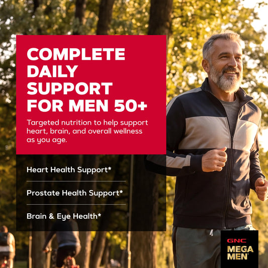 Primer plano de una tableta de GNC Mega Men 50 Plus destacando tamaño fácil de tragar