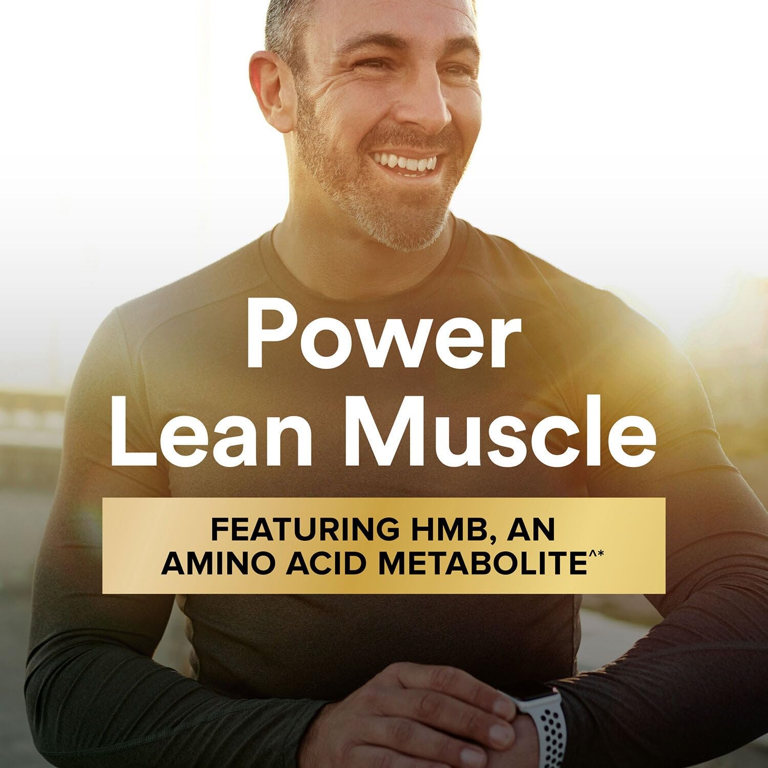 GNC Mega Men Ultra Testosterone producto en uso durante entrenamiento, ayuda al mantenimiento muscular