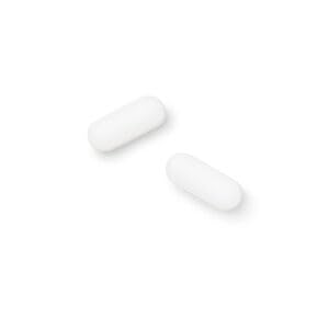 GNC suplemento junto a alimentos saludables para apoyo de la dieta