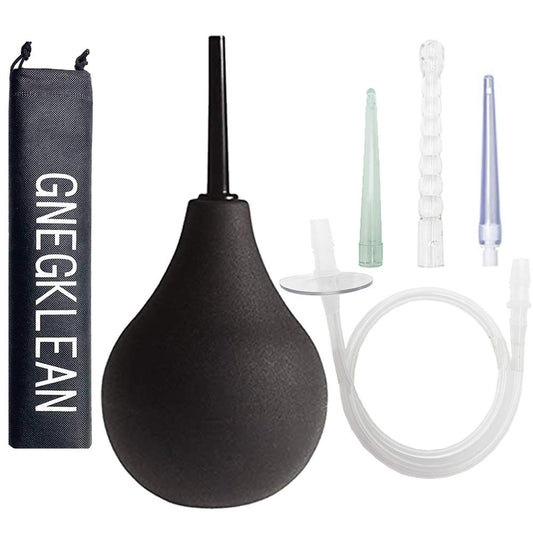 GNEGKLEAN kit frontal mostrando pera y boquillas para higiene íntima segura
