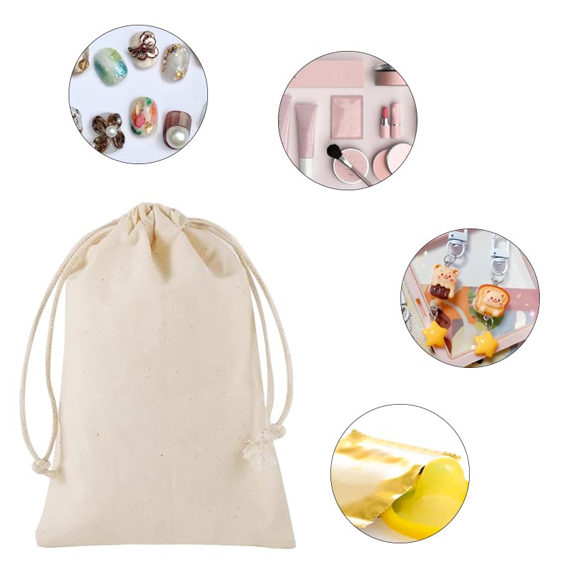 gobyhumm bolsa junto a una mano para comparación de tamaño práctico