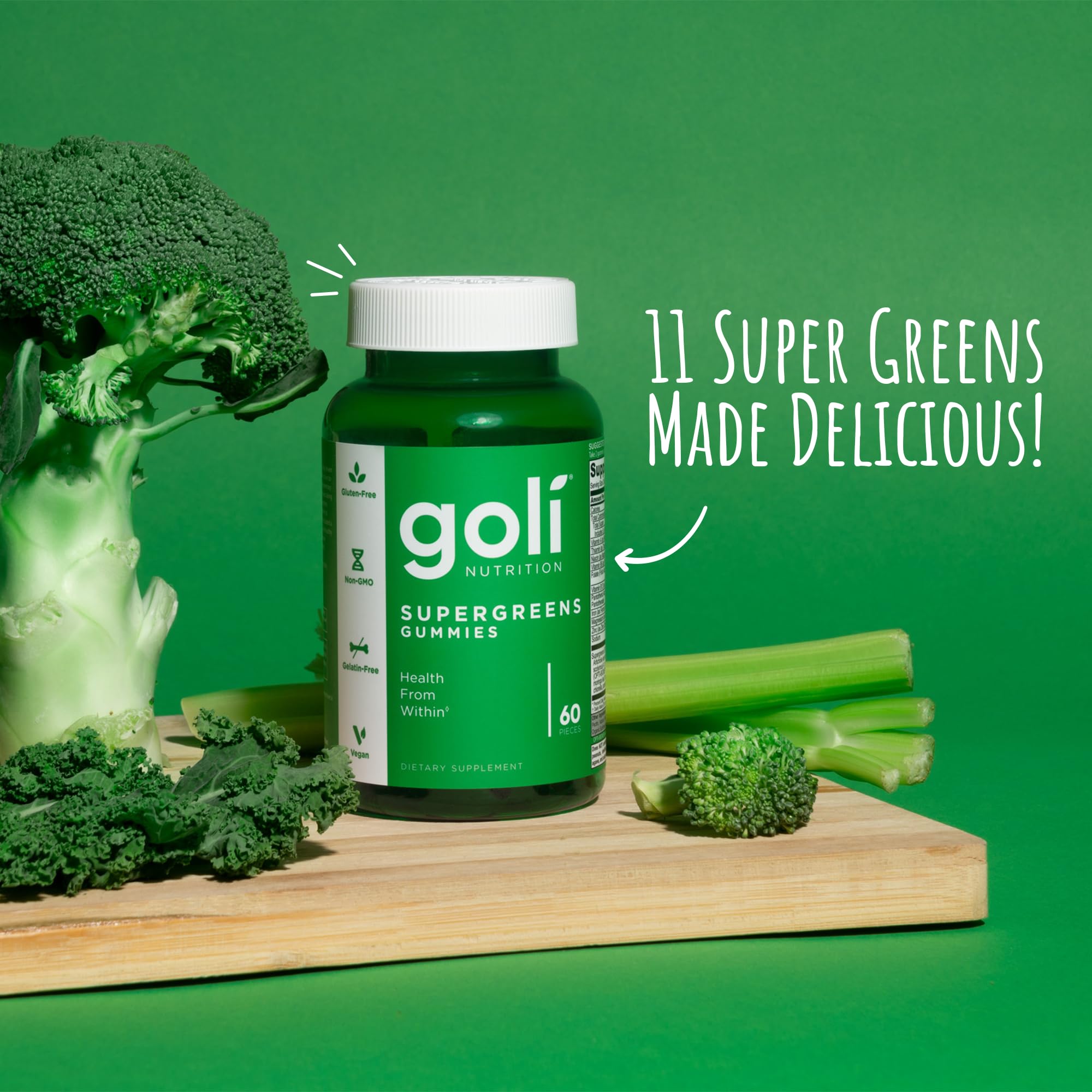 Bote abierto de Goli SuperGreens con gomitas visibles para toma fácil