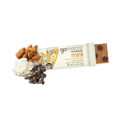 GoMacro textura de coco y almendra en primer plano, muestra sabor natural