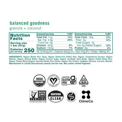 GoMacro primer plano de coco rallado y avena real resaltando textura natural