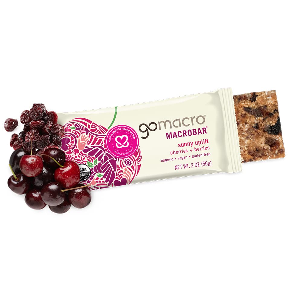 GoMacro primer plano de textura interna de la barra mostrando frutas y avena nutritiva