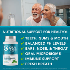 Great Oral Health tabletas en mano para apreciar tamaño y escala