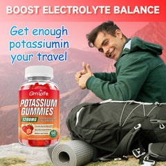 GrnLife estilo de vida activo con atleta tomando gomita para equilibrio