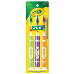 GUM primer plano de cerdas anguladas que alcanzan molares posteriores