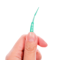 GUM palillos en bolso mostrando conveniencia para uso diario