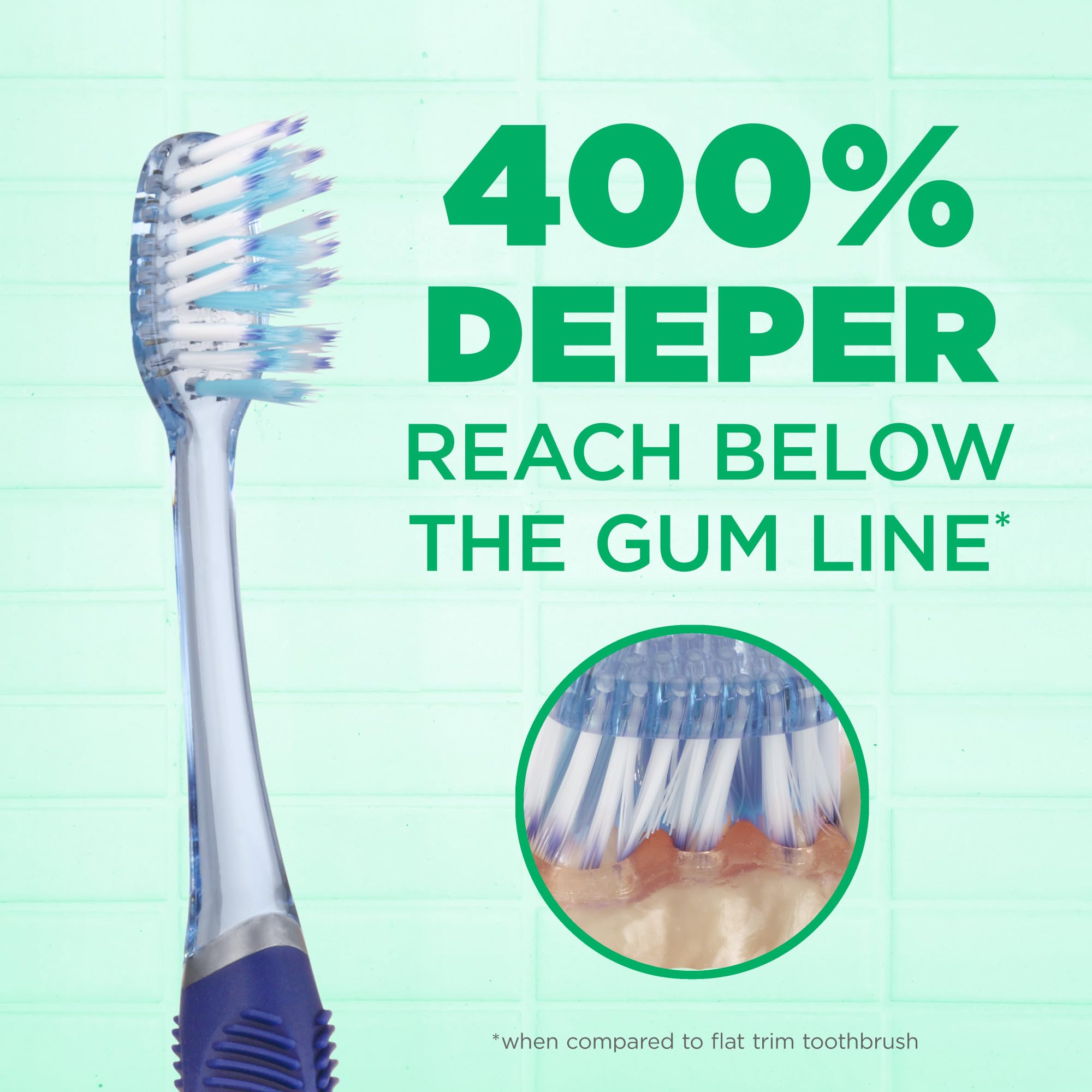 GUM detalle de cerdas afinadas que llegan entre dientes y limpian más profundo