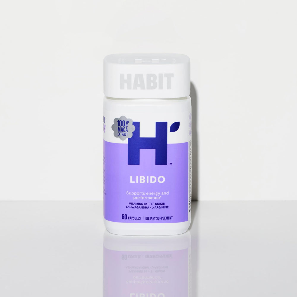 Health By Habit pareja relajada en ambiente íntimo mostrando bienestar