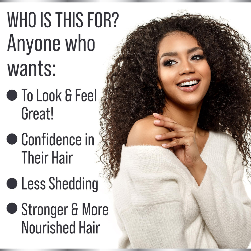 Hair Thickness Maximizer cápsula en mano para apreciar tamaño y solidez