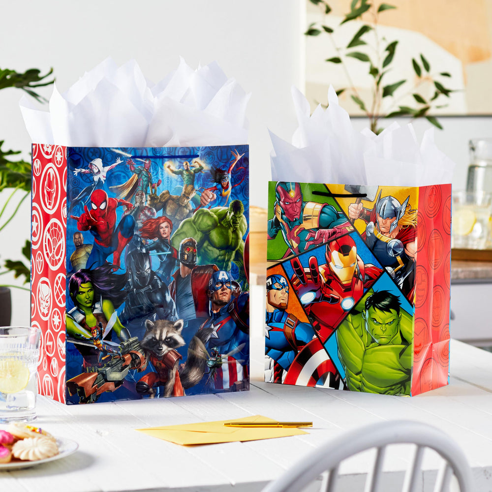 Hallmark detalle de impresión Avengers muestra colores vívidos y calidad