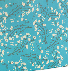 Hallmark conjunto de bolsas sobre mesa en ambiente primaveral para inspiración