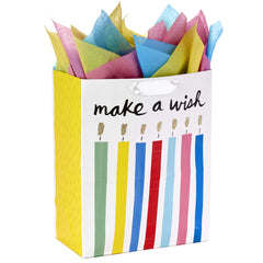 Hallmark uso en proyecto DIY creando flor decorativa resistente y ligera