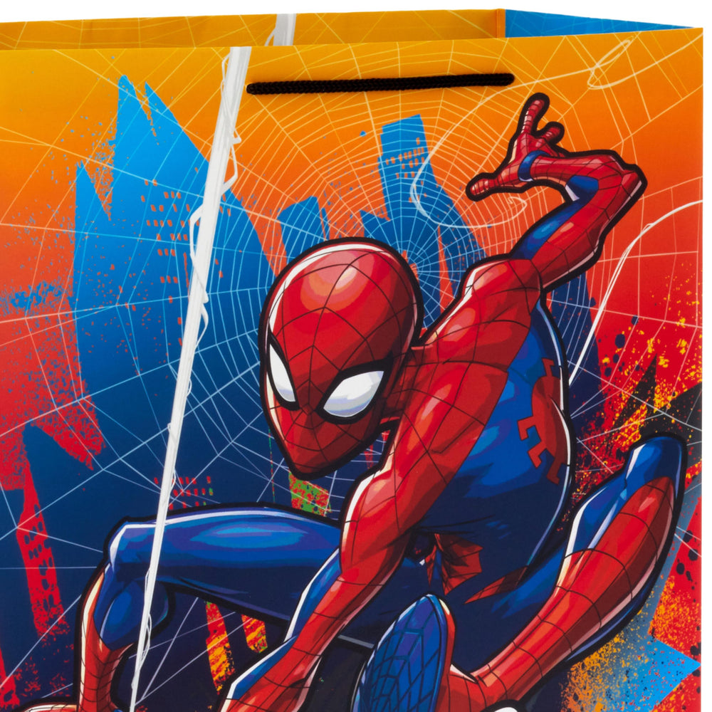 Hallmark diseño azul con Spider-Man colgando, atractivo para niños