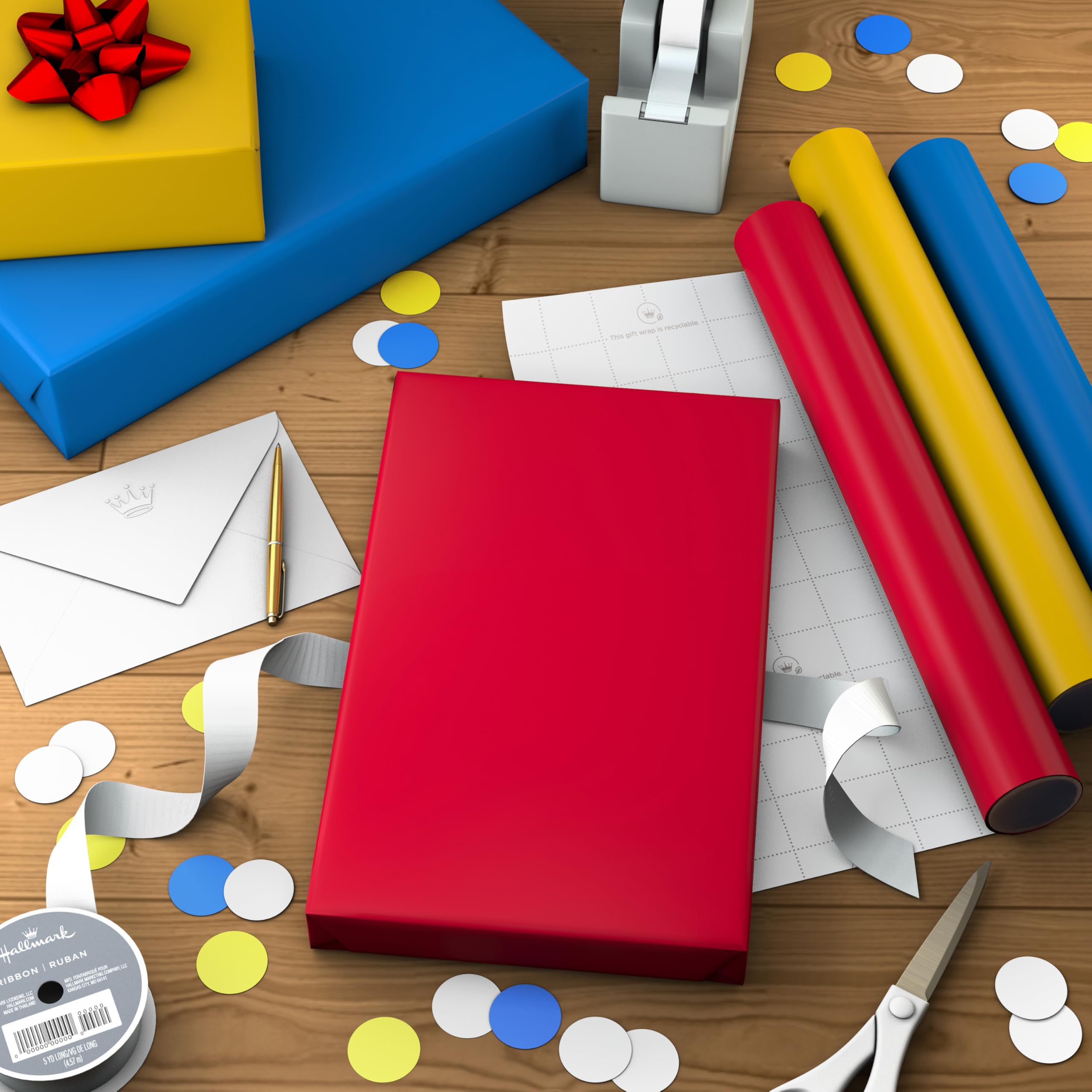 Hallmark envolviendo regalo, acabado prolijo rápidamente