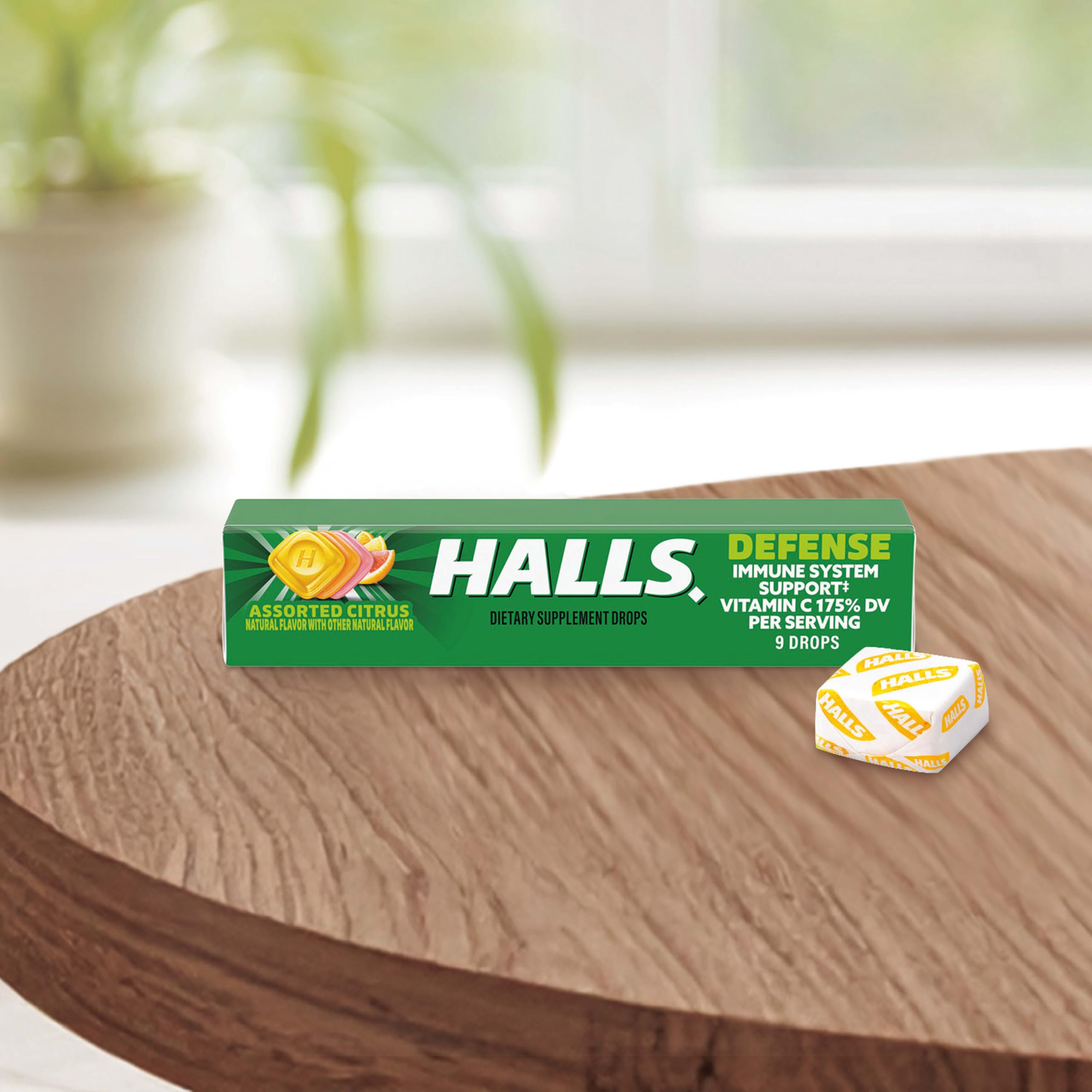 Etiqueta nutricional HALLS mostrando contenido de vitamina C