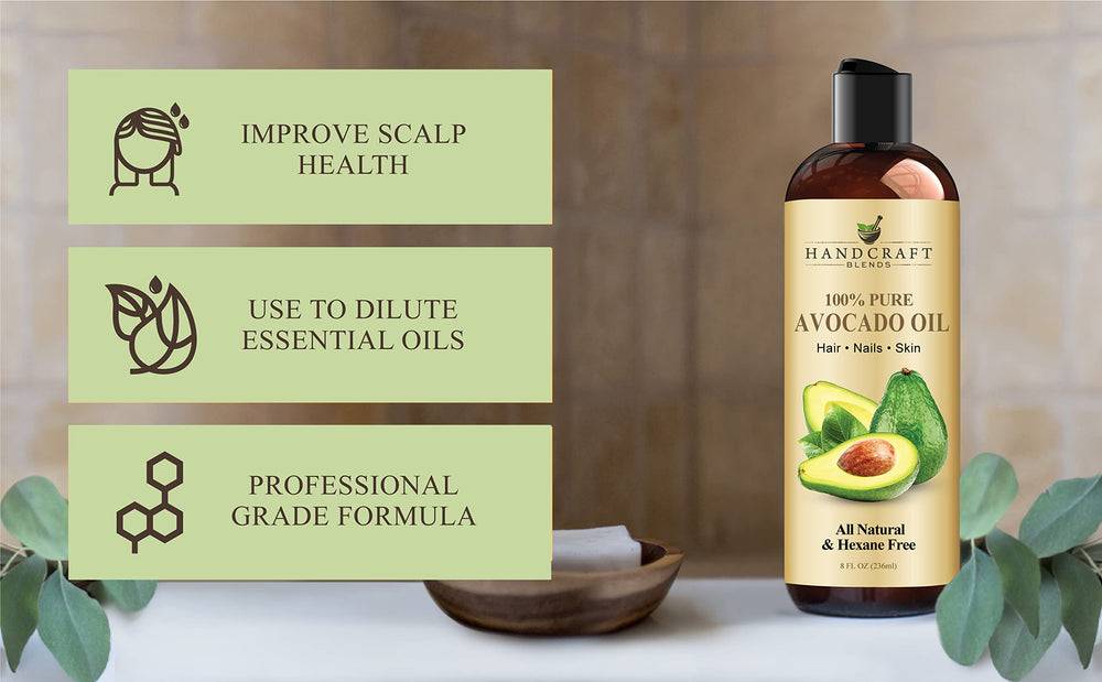 Handcraft Blends aplicando aceite en cabello para brillo y suavidad