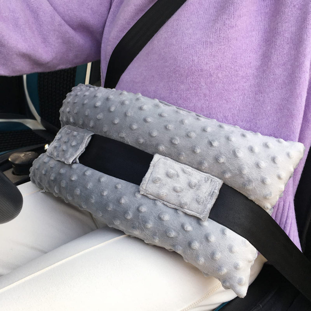 HapiPoppy vista frontal del cojín minky gris, protección cómoda inmediata