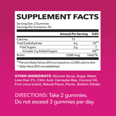 Gomita HAVASU NUTRITION en mano mostrando tamaño y conveniencia para tomar diario